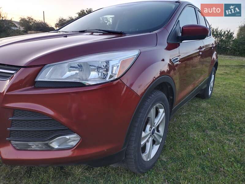 Внедорожник / Кроссовер Ford Escape 2016 в Шептицькому
