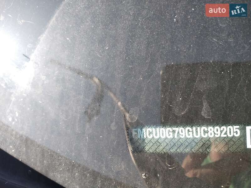 Внедорожник / Кроссовер Ford Escape 2016 в Шептицькому