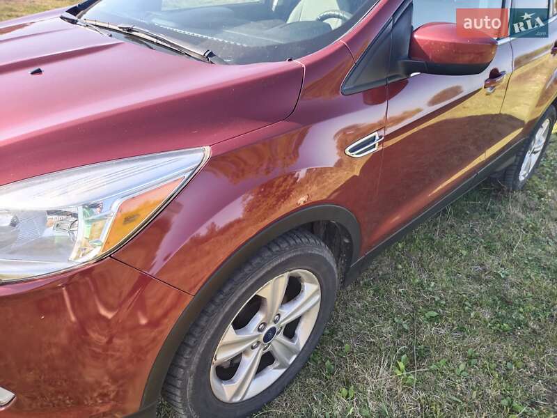 Внедорожник / Кроссовер Ford Escape 2016 в Шептицькому