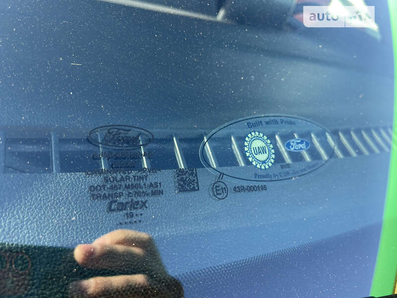 Внедорожник / Кроссовер Ford Escape 2019 в Южном