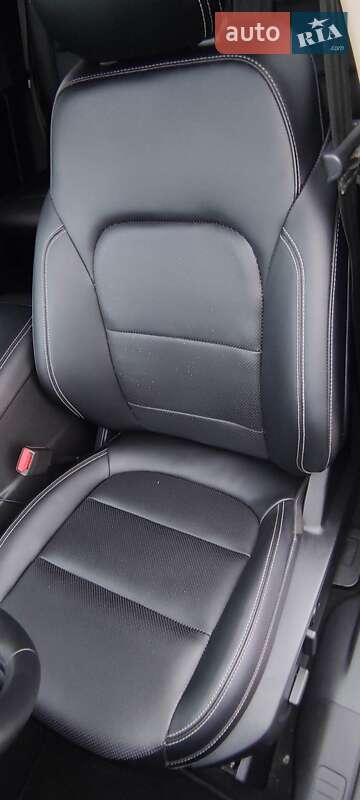 Позашляховик / Кросовер Ford Escape 2020 в Львові