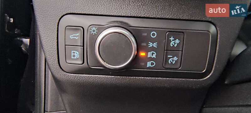 Позашляховик / Кросовер Ford Escape 2020 в Львові