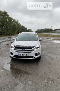 Позашляховик / Кросовер Ford Escape 2017 в Дніпрі