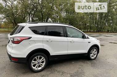 Внедорожник / Кроссовер Ford Escape 2017 в Днепре