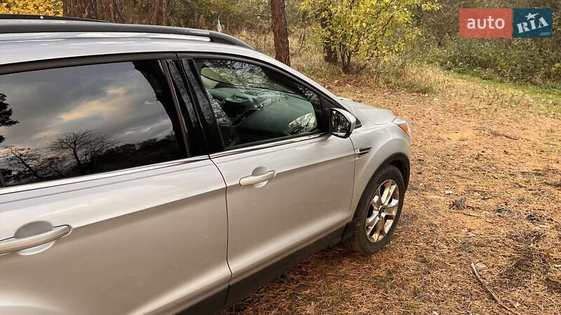 Позашляховик / Кросовер Ford Escape 2013 в Полтаві