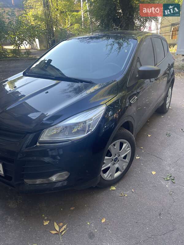 Внедорожник / Кроссовер Ford Escape 2012 в Кривом Роге