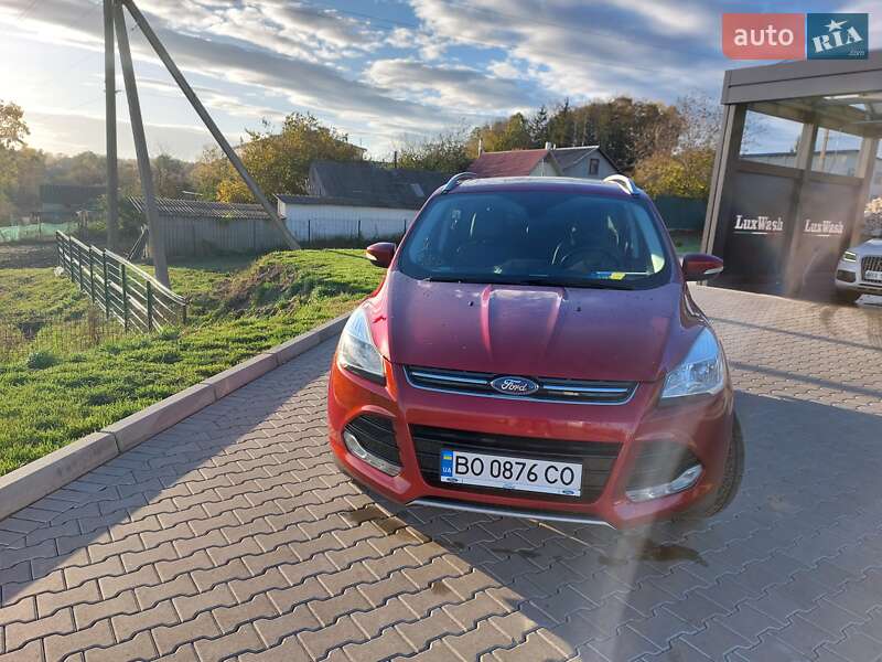 Внедорожник / Кроссовер Ford Escape 2015 в Шумске