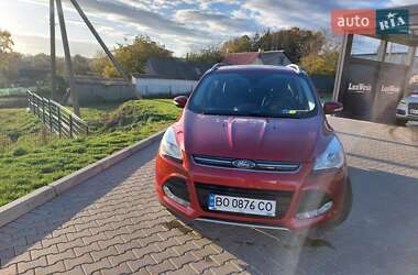 Внедорожник / Кроссовер Ford Escape 2015 в 