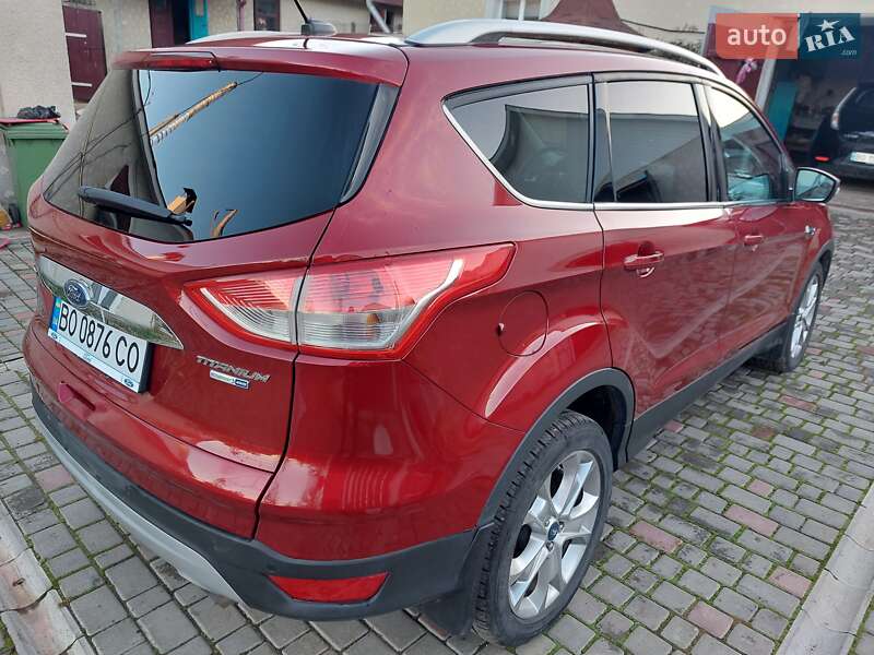 Внедорожник / Кроссовер Ford Escape 2015 в Шумске