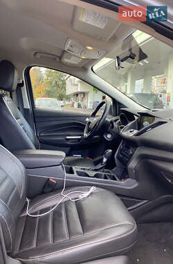 Внедорожник / Кроссовер Ford Escape 2016 в Киеве