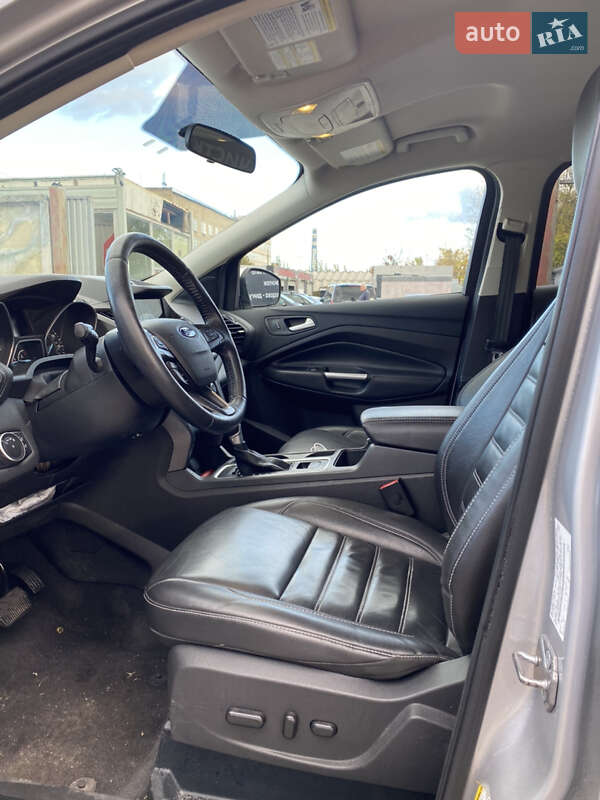 Внедорожник / Кроссовер Ford Escape 2016 в Киеве фото 14 Внедорожник / Кроссовер Ford Escape 2016 в Киеве