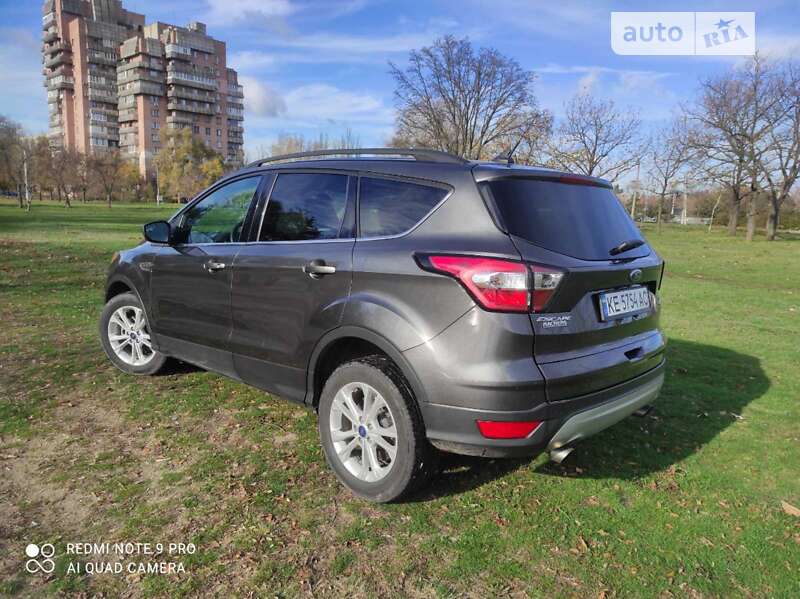 Внедорожник / Кроссовер Ford Escape 2018 в Днепре