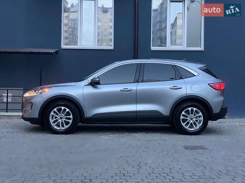 Позашляховик / Кросовер Ford Escape 2022 в Івано-Франківську