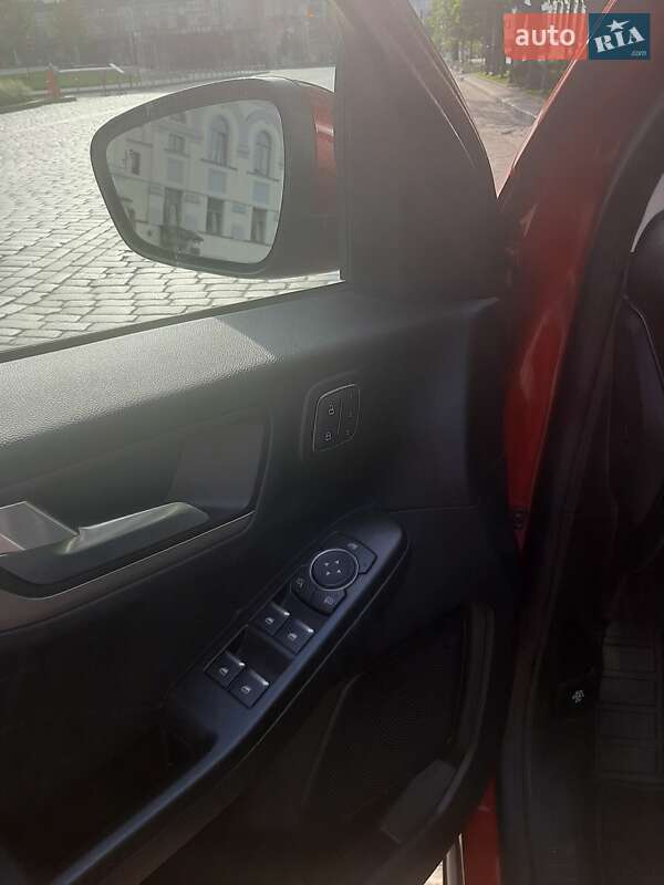 Внедорожник / Кроссовер Ford Escape 2021 в Киеве фото 6 Внедорожник / Кроссовер Ford Escape 2021 в Киеве