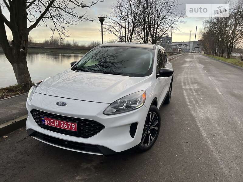 Внедорожник / Кроссовер Ford Escape 2022 в Рогатине