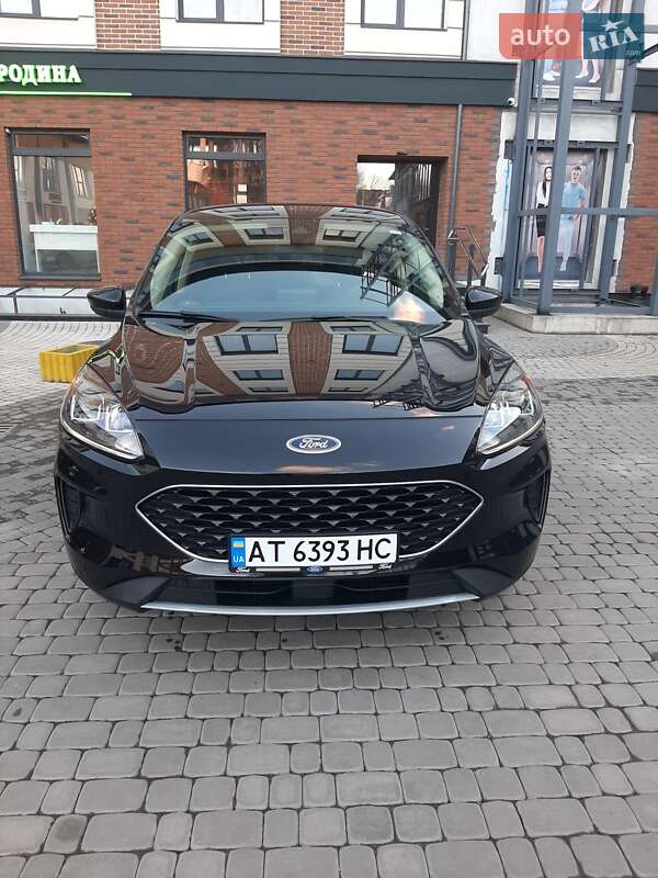 Внедорожник / Кроссовер Ford Escape 2019 в Коломые