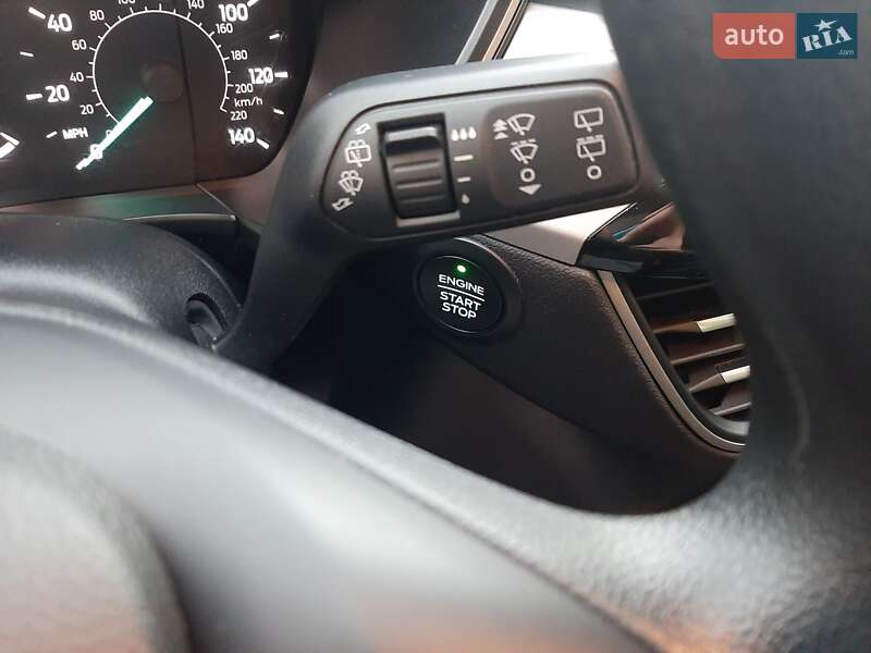 Внедорожник / Кроссовер Ford Escape 2019 в Коломые