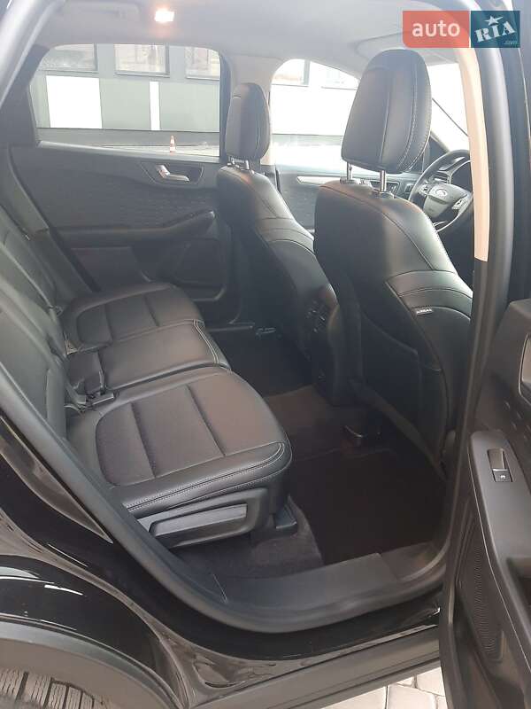 Внедорожник / Кроссовер Ford Escape 2019 в Коломые