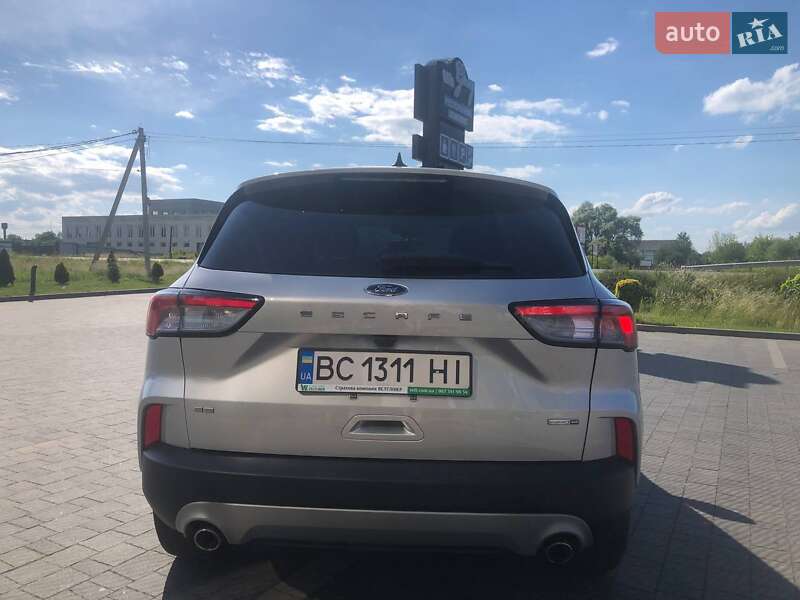 Внедорожник / Кроссовер Ford Escape 2020 в Стрые