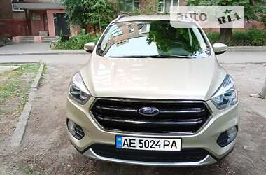 Позашляховик / Кросовер Ford Escape 2017 в Дніпрі