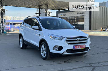 Позашляховик / Кросовер Ford Escape 2018 в Дубні