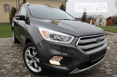 Внедорожник / Кроссовер Ford Escape 2016 в Дрогобыче