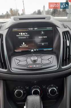 Внедорожник / Кроссовер Ford Escape 2014 в Хмельницком