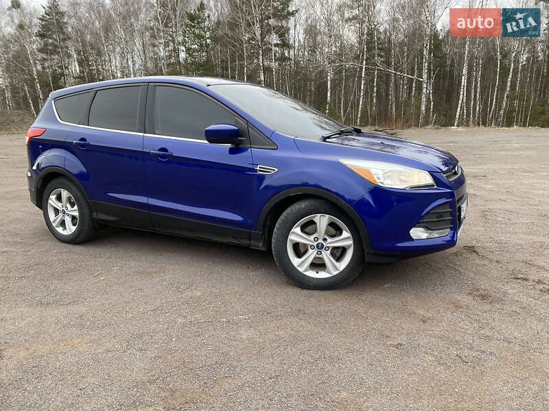 Позашляховик / Кросовер Ford Escape 2014 в Сарнах