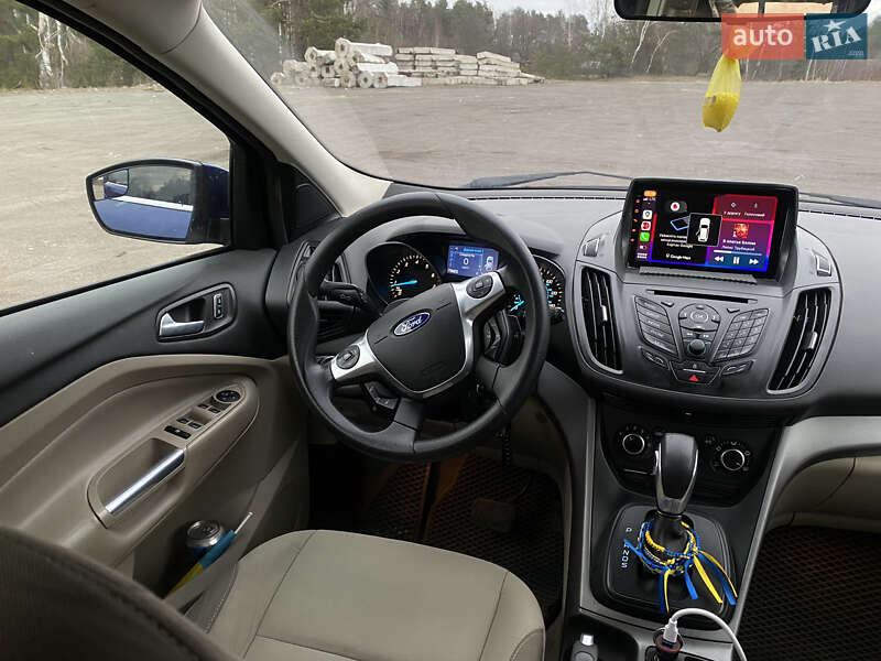 Позашляховик / Кросовер Ford Escape 2014 в Сарнах
