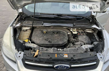 Внедорожник / Кроссовер Ford Escape 2012 в Ивано-Франковске