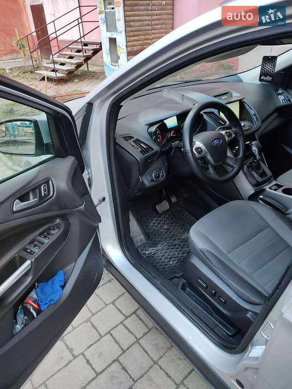 Внедорожник / Кроссовер Ford Escape 2014 в Львове