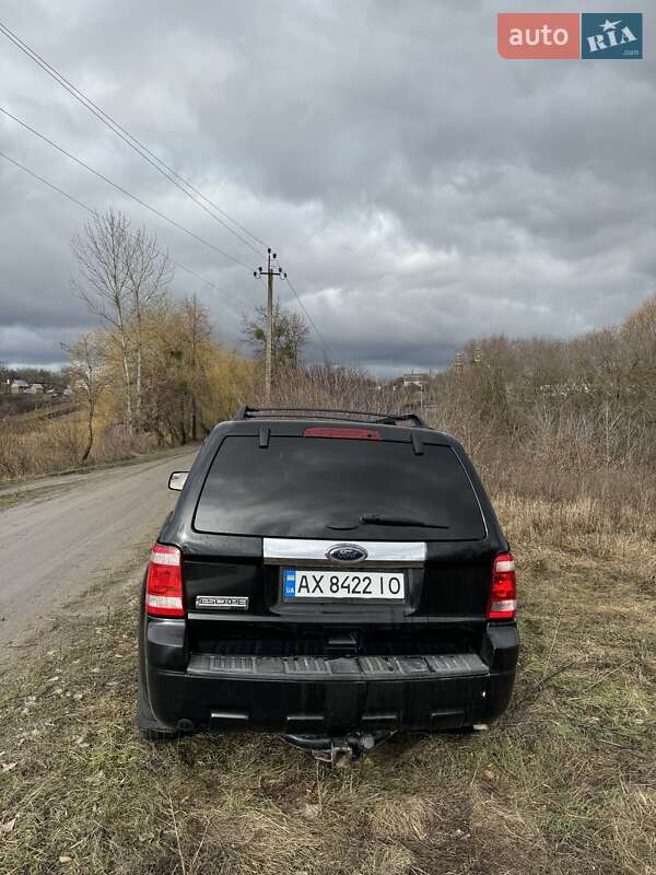 Внедорожник / Кроссовер Ford Escape 2011 в Умани