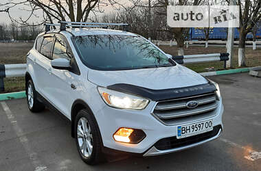 Внедорожник / Кроссовер Ford Escape 2017 в Одессе