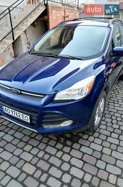 Внедорожник / Кроссовер Ford Escape 2012 в Рахове