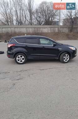 Внедорожник / Кроссовер Ford Escape 2014 в 