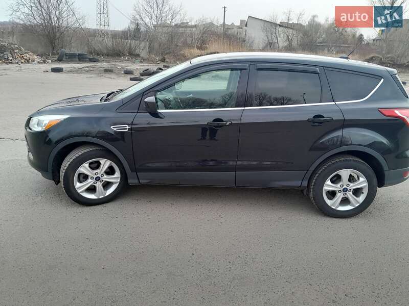 Внедорожник / Кроссовер Ford Escape 2014 в Ровно