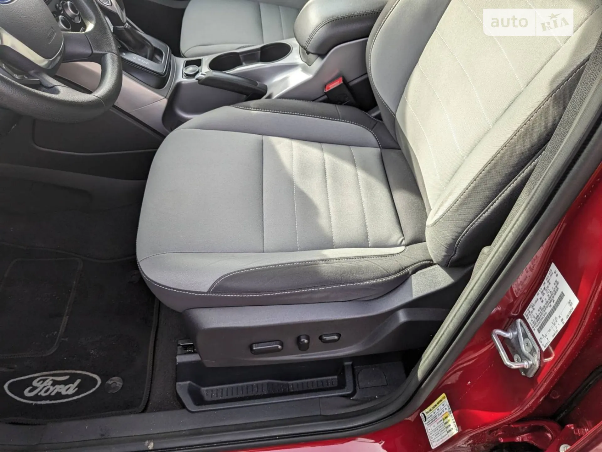 2016 Ford Escape - мініатюра 5