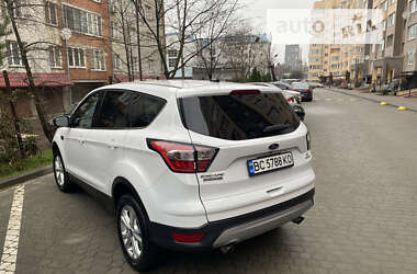 Внедорожник / Кроссовер Ford Escape 2017 в Львове