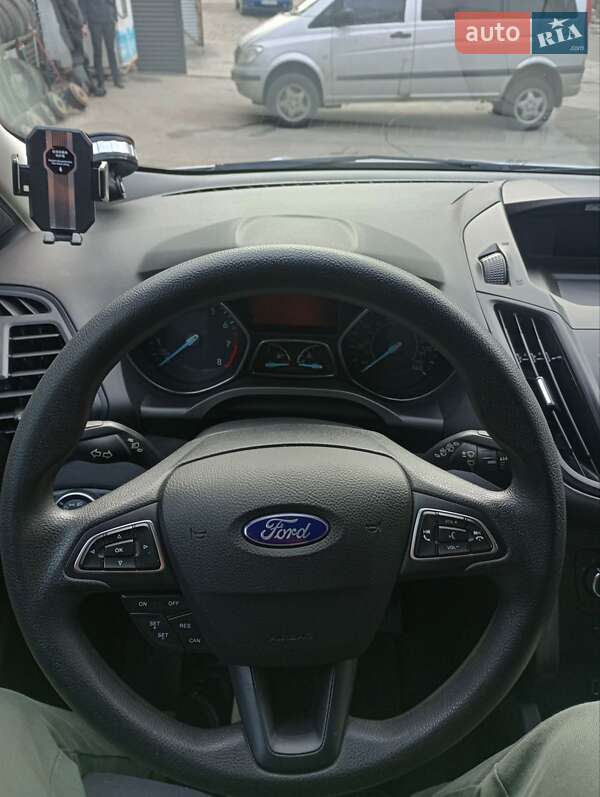 Внедорожник / Кроссовер Ford Escape 2017 в Харькове