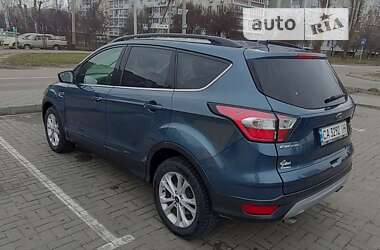 Внедорожник / Кроссовер Ford Escape 2018 в Черкассах