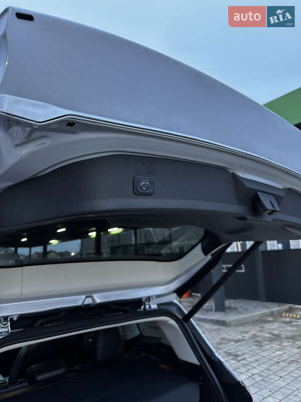 Позашляховик / Кросовер Ford Escape 2018 в Кам'янець-Подільському