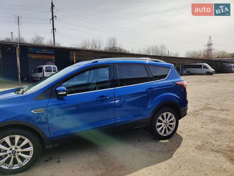 Внедорожник / Кроссовер Ford Escape 2016 в Ровно