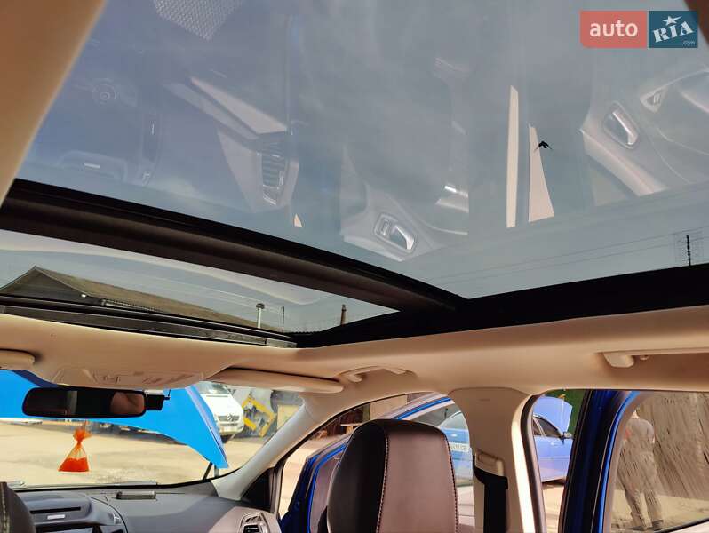 Внедорожник / Кроссовер Ford Escape 2016 в Ровно