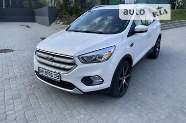 Внедорожник / Кроссовер Ford Escape 2016 в Днепре