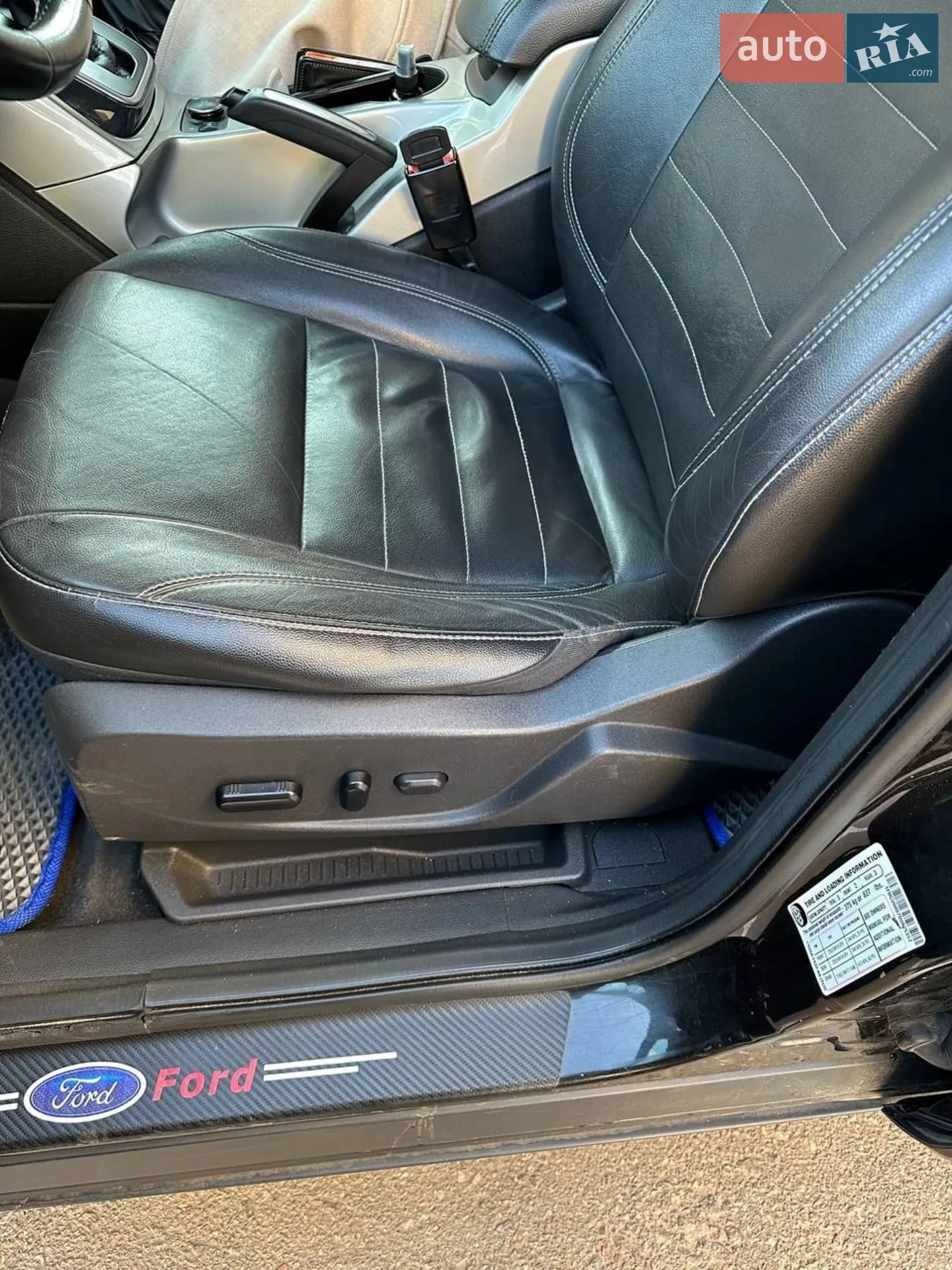 2012 Ford Escape - мініатюра 2