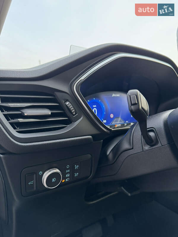 Внедорожник / Кроссовер Ford Escape 2021 в Киеве фото 25 Внедорожник / Кроссовер Ford Escape 2021 в Киеве