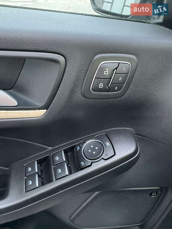 Внедорожник / Кроссовер Ford Escape 2021 в Киеве фото 46 Внедорожник / Кроссовер Ford Escape 2021 в Киеве