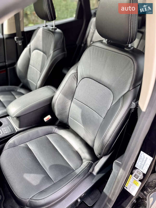 Позашляховик / Кросовер Ford Escape 2020 в Золочеві