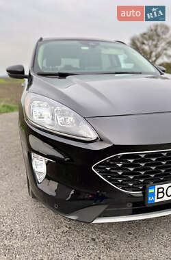Внедорожник / Кроссовер Ford Escape 2020 в Золочеве