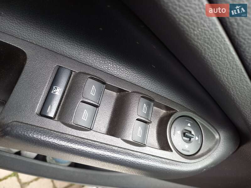 Внедорожник / Кроссовер Ford Escape 2019 в Львове